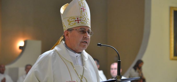 Бискупот Стојанов служеше Литургија за Татковината