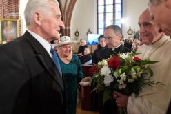Папата Фрањо во Рига: Вие сте корени на народот