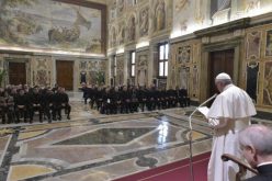 Папата: Црквата е место за средба