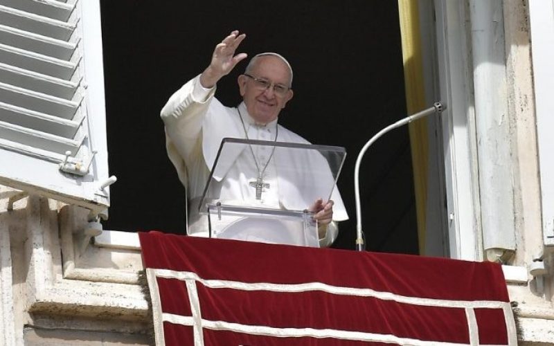Папата: Исус нека ни помогне за да излеземе на отвореното море на човештвото