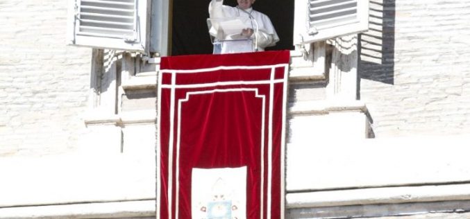Папата: Љубовта кон непријателот ја создаде револуцијата на милосрдието