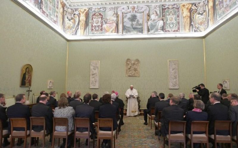 Папата Фрањо: Да се даде простор на убавите вести