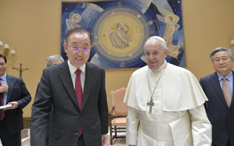 Папата го прими Бан Ки Мун