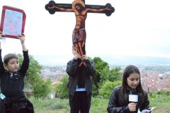 Струмица: Крстен пат за деца на ридот Самораница