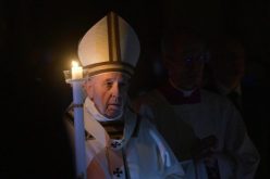 Папата на Пасхалното бдение: Да го бараме Исус во сѐ и над сѐ