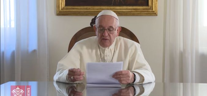 Папата Фрањо упати видео порака во пресрет на неговата посета на Македонија