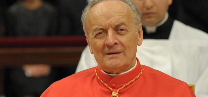 Папата изрази сочувство по повод смртта на кардинал Сарди