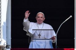 Папата Фрањо: Да не дозволиме да нѐ заведе себичната нечувствителност