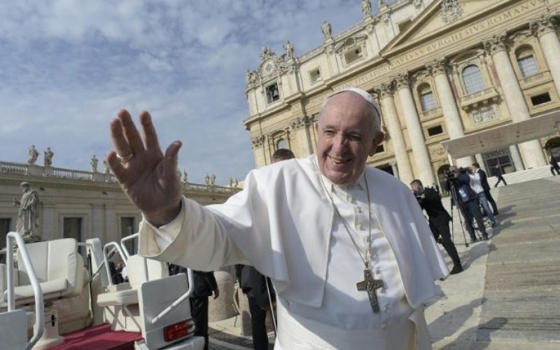 Папата Фрањо: Како Петар да сведочиме на болните за Христос