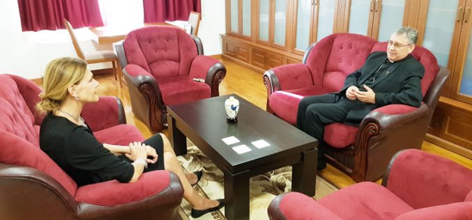 Бискупот Стојанов ја прими во проштална посета амбасадорката на Хрватска