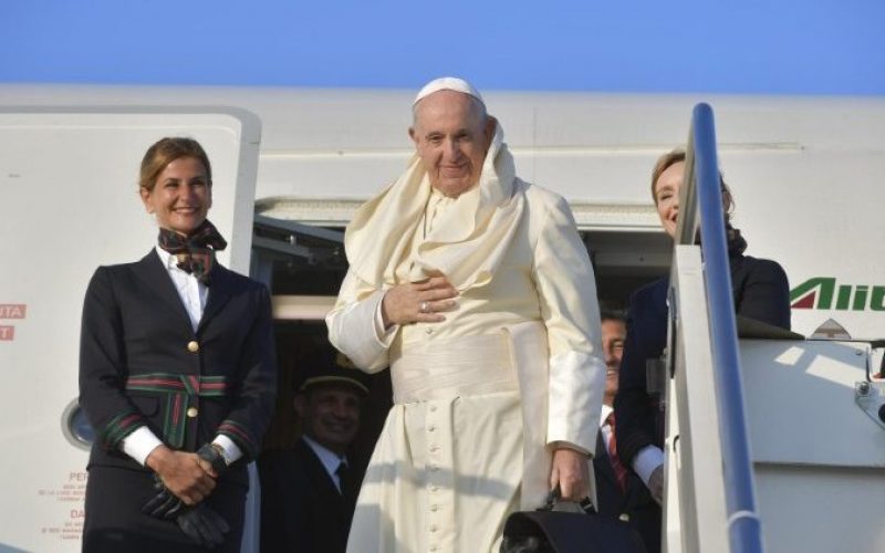 Папата отпатува за Африка