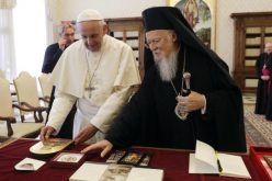 Папата упати писмо до екуменскиот патријарх за моштите на свети Петар