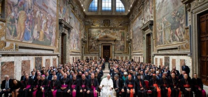 Папата: Нека вашата христјанска комуникација биде без придавки