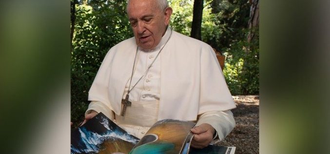 Папата Фрањо: Создадениот свет е Божјата социјална мрежа