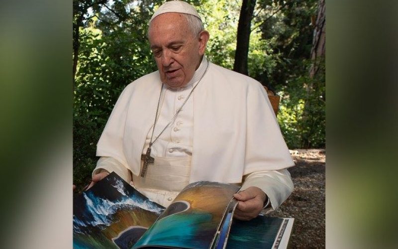 Папата Фрањо: Создадениот свет е Божјата социјална мрежа