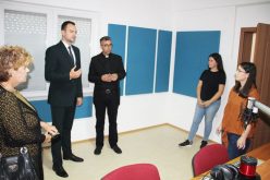Директорот на Комисијата за односи со верските заедници го посети Радио Марија во Струмица