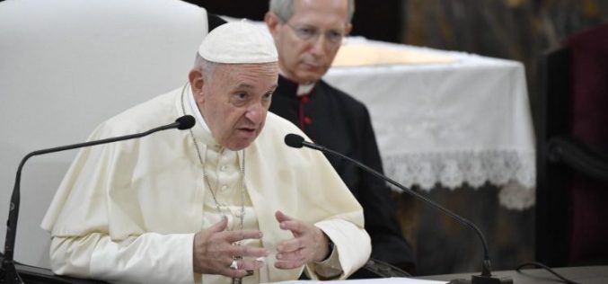 Папата упати порака до Меѓународното морепловско друштво