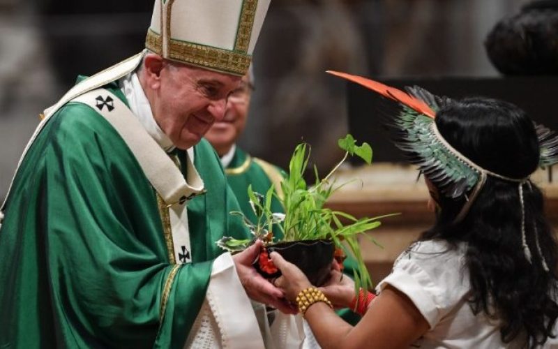 Папата Фрањо: Крикот на сиромашните е крик на Црквата