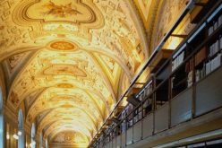 Ватиканската тајна архива е преименувана во Ватиканска апостолска архива