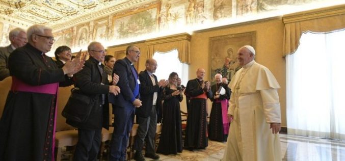 Папата Фрањо: Бидете сѐ подобри „толкувачи на Евангелието“