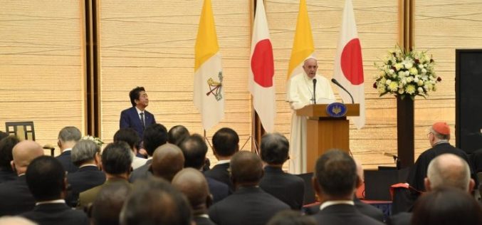 Папата до јапонските власти: Дијалогот е единственото оружје достојно за човекот
