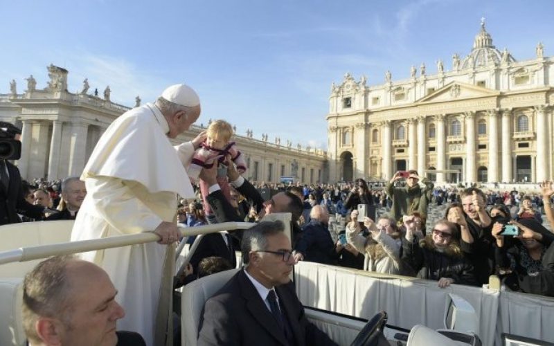 Папата: Најсериозна опасност е да се изгуби смислата на животот