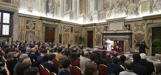 Папата: Кинематографијата е место на заедништво и училиште на хуманоста