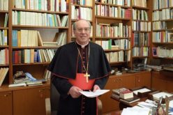 Кардинал Џовани Батиста Ре  е нов декан на Кардиналскиот колегиум