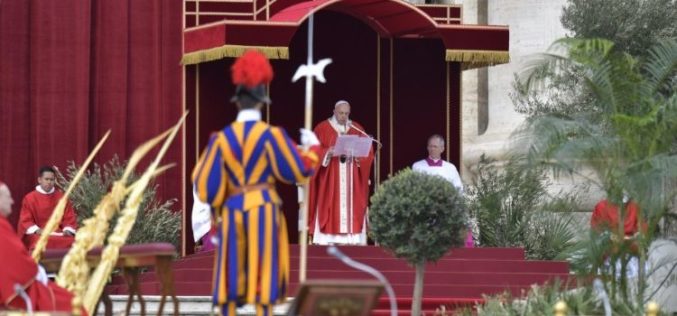  Распоред на богослужбите на Папата до крајот на месец април