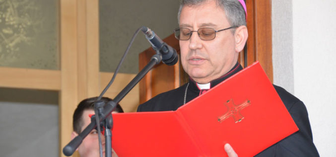 Бискупот Стојанов изрази братска близина со загрепскиот надбискуп Бозаниќ