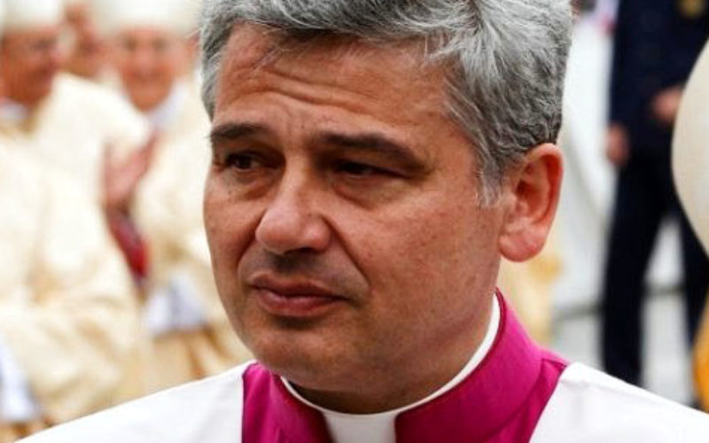 Ватиканските службеници даруваа од своите плати за погодените од пандемијата