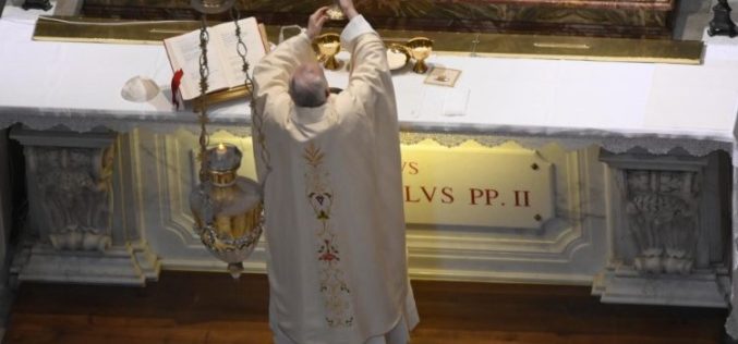  Папата: Иван Павле II – човек на молитва, близина, праведност и милосрдие