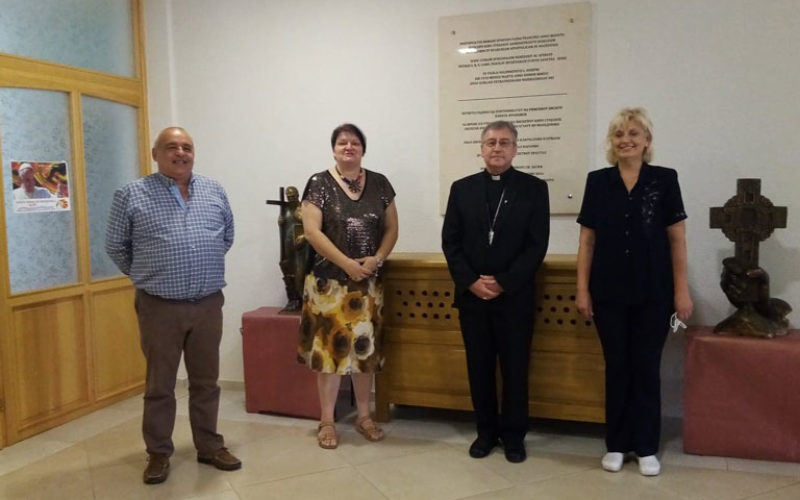 Бискупот Стојанов ги прими претставниците на здружението „За нас“
