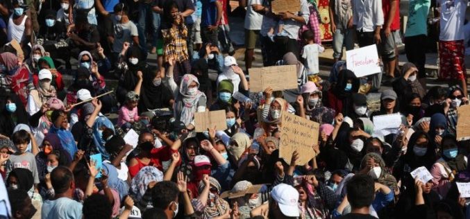 Папата Фрањо: Протестите нека бидат мирни и нека се слушне гласот на народот