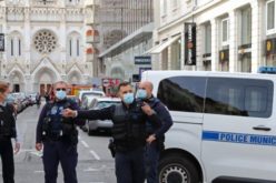 Папата моли за жртвите на терористичкиот напад во Ница