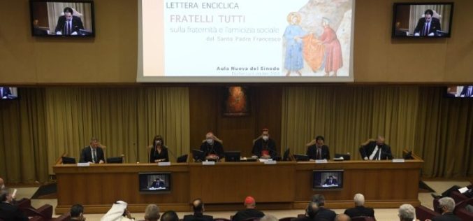 Кардинал Паролин: Заедничкото делување и дијалог за свет без војна