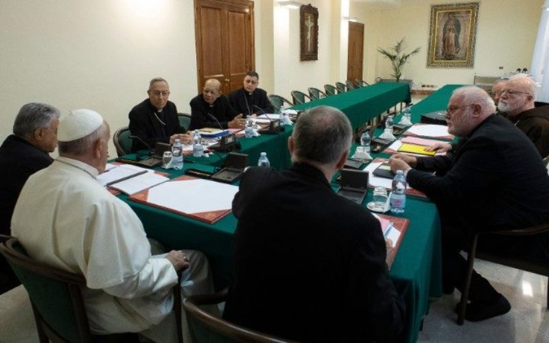 Состанокот на Кардиналскиот совет се одржа преку интернет