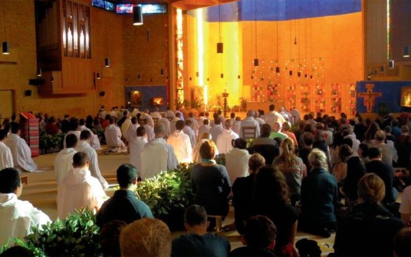 Папата Фрањо преку кардинал Паролин испрати порака до учесниците на средбата во Тезе