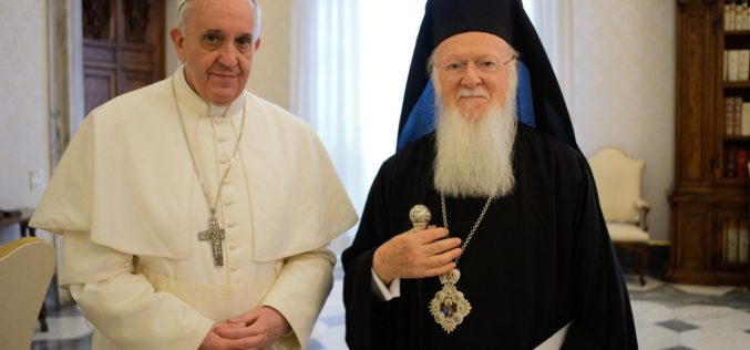 Папата повика на молитва за единство на христијаните