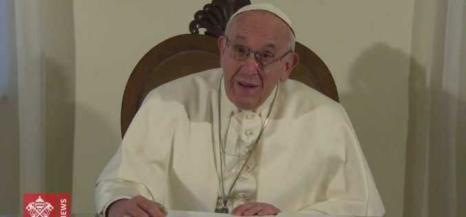 Видео порака на папата до свештениците во Венецуела