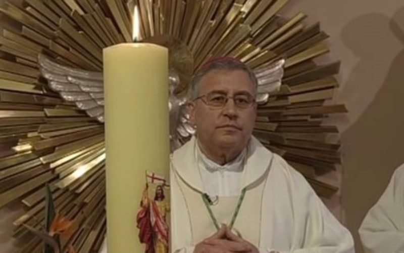 Воскресна проповед на бискупот Стојанов: Велигденската радост ги исполнува и нашите срца
