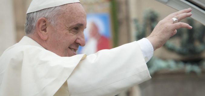 Порака на Папата за Светскиот ден на мигранти и бегалци: Секогаш кон едно поголемо ‘ние’“