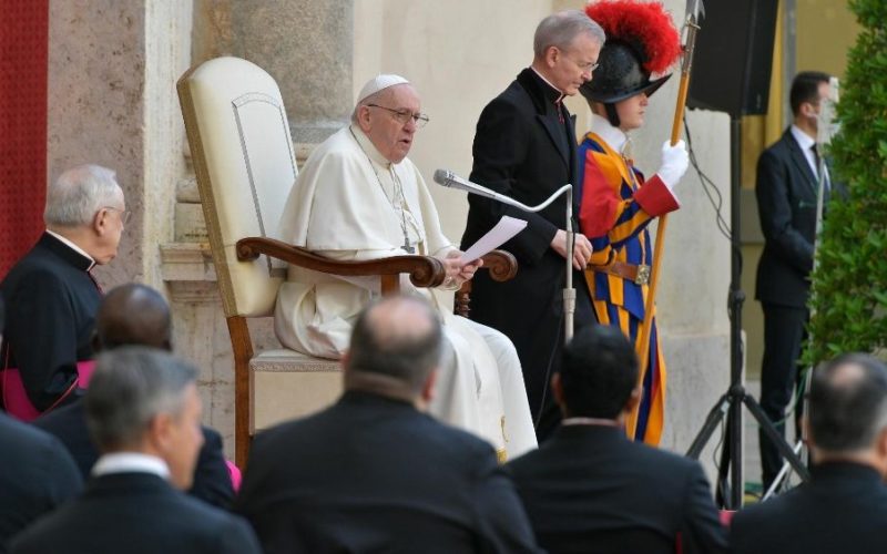 Папата потести на атентатот врз свети Иван Павле II и молитвата Света Бројаница
