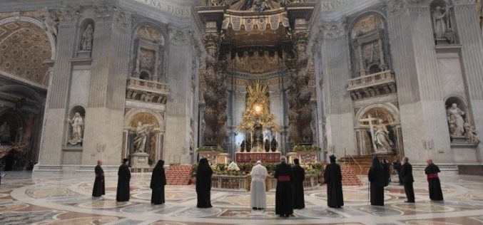 Папата Фрањо и поглаварите на либанските христијански заедници молеа за мир во Либан