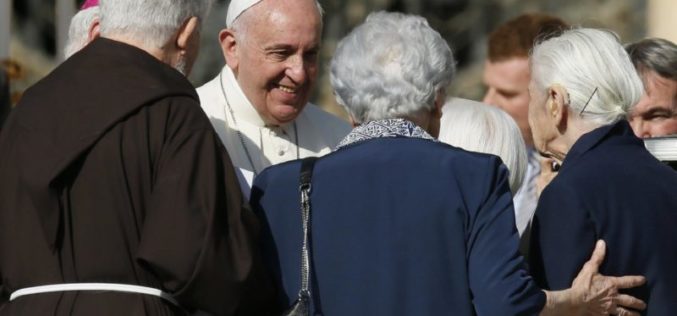 Порака на папата Фрањо за 1. Светски ден на дедовци, баби и стари лица