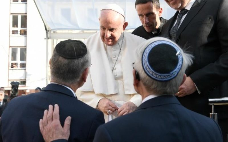 Папата им се заблагодари на словачките Евреи за отворените врати за братството