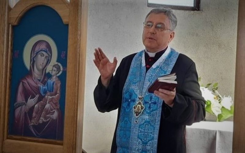 Во Паљурци епископот Стојанов молеше Молебен до Пресвета Богорoдица