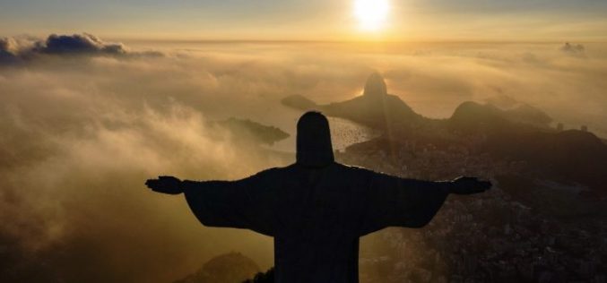 Папата Фрањо: Статуата Христос Спасител во Рио е повик на помирување