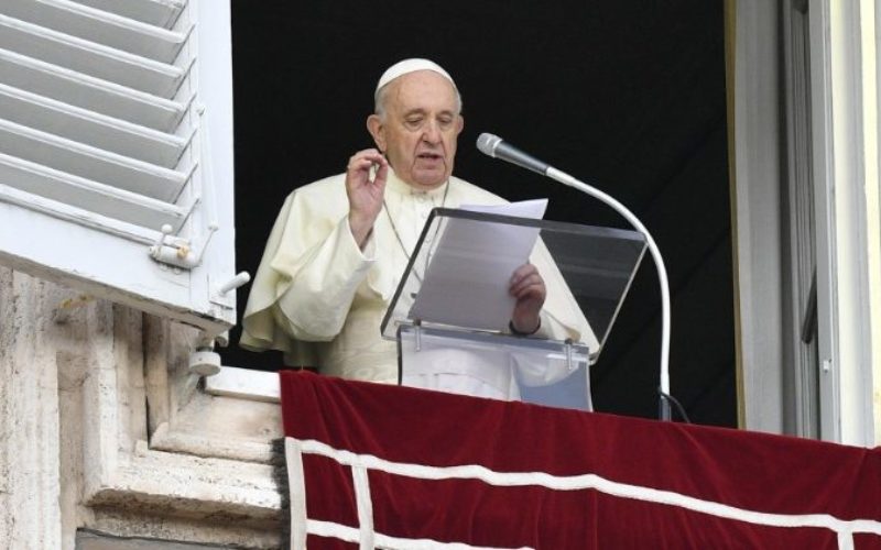 Папата Фрањо: Блаженството и светоста не се само труд и одрекување