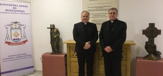 Монсињор Џорџо Кеца во еднодневна посета на Католичката црква во Македонија